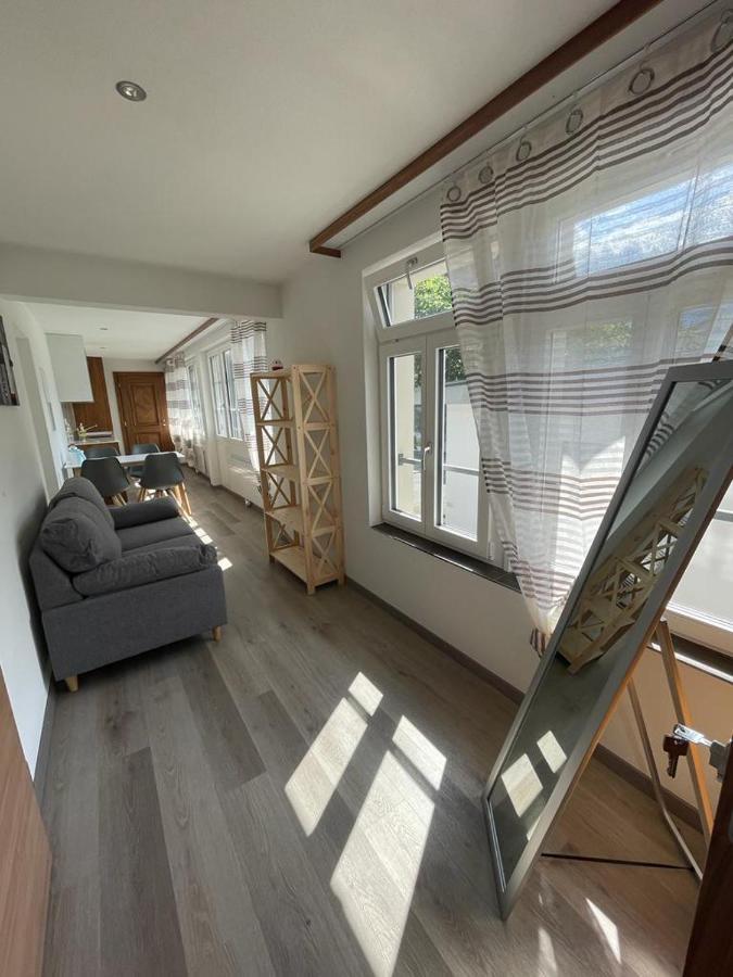 Moderne Einzigartige Wohnung In Altdorf Dış mekan fotoğraf